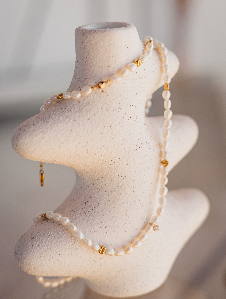 Lovers Lace Choker-5