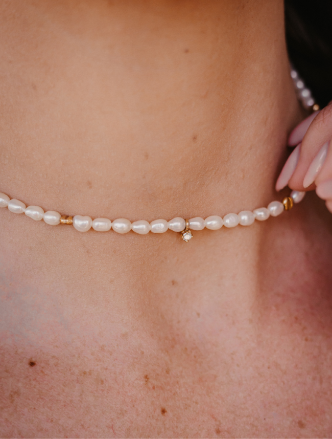 Lovers Lace Choker